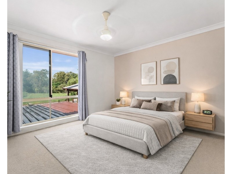 5 River Oak Road, Farmborough Heights NSW 2526
