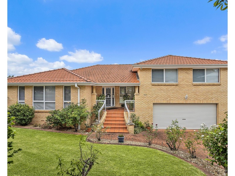 24 Fields Drive, Albion Park NSW 2527