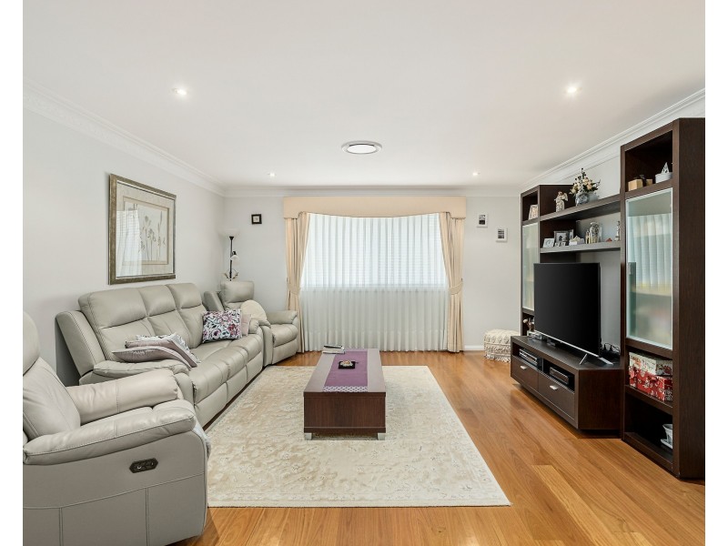 24 Fields Drive, Albion Park NSW 2527