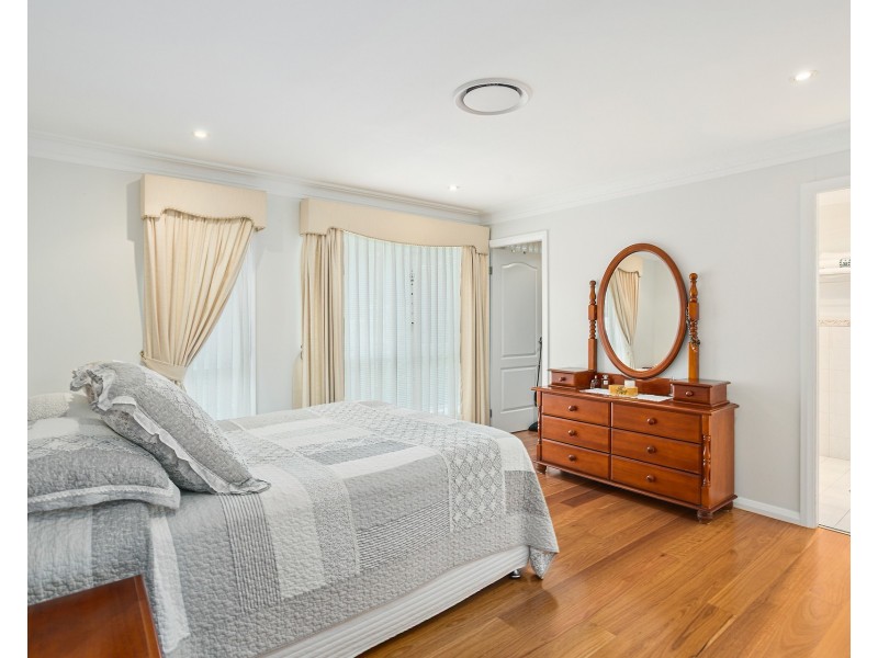 24 Fields Drive, Albion Park NSW 2527