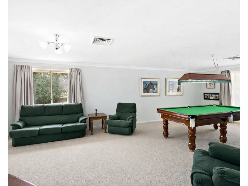 2 Kingston Town Drive, Kembla Grange NSW 2526