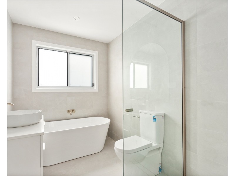 11-13 St Johns Avenue, Mangerton NSW 2500