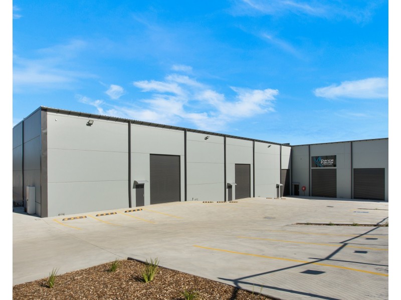 2/11 Warehouse Place, Berkeley NSW 2506