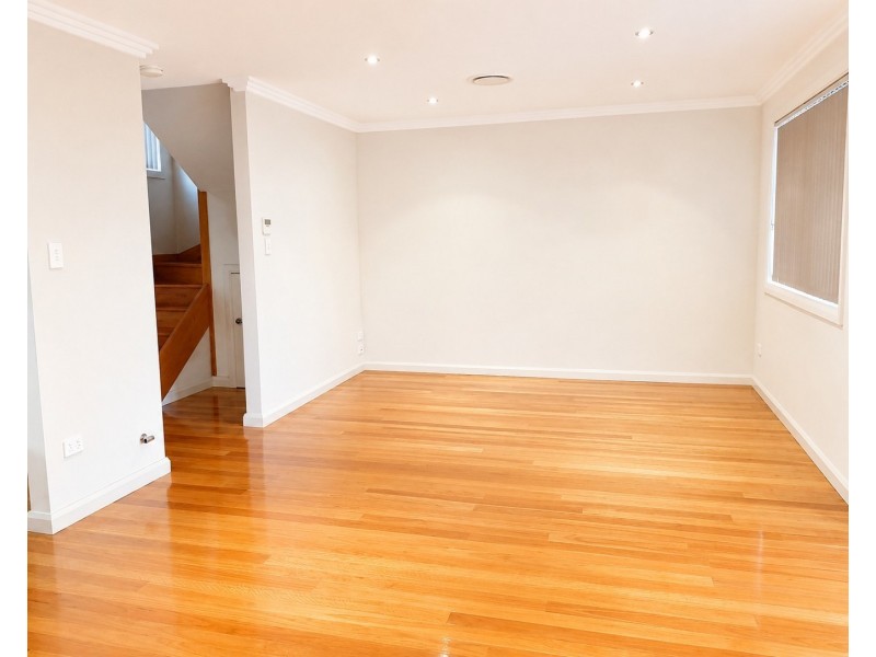 1/39 Heaslip Street, Coniston NSW 2500