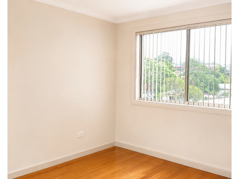 1/39 Heaslip Street, Coniston NSW 2500