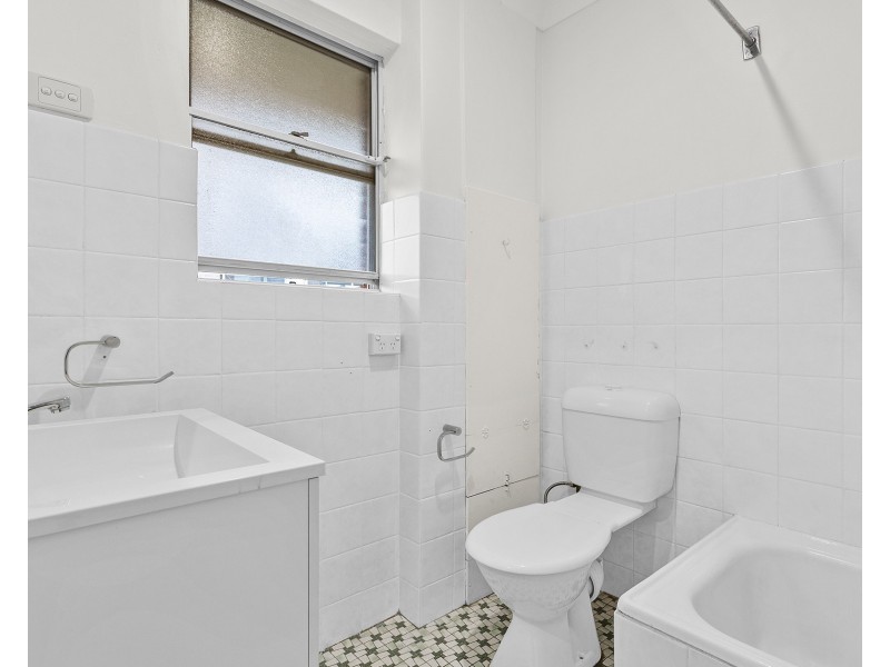 10/21 Staff Street, Wollongong NSW 2500