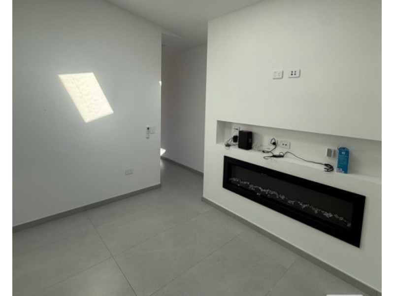 406a Northcliffe Drive, Berkeley NSW 2506