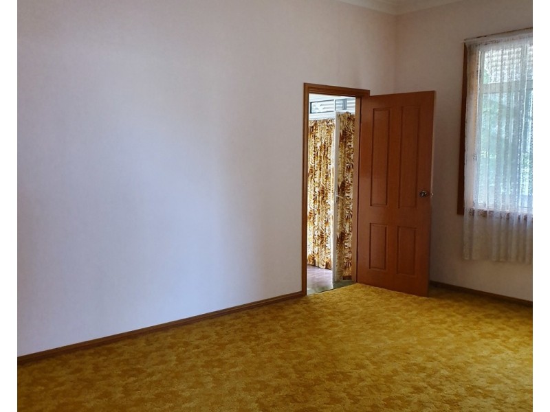2/11 Staff Street, Wollongong NSW 2500