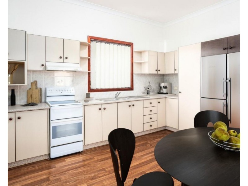 59 Third Avenue, Port Kembla NSW 2505