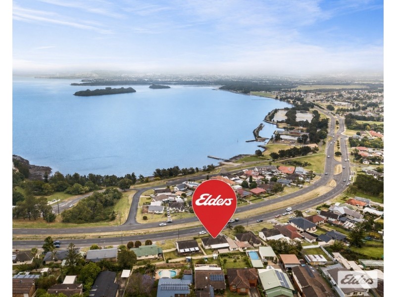 406 Northcliffe Drive, Lake Heights NSW 2502