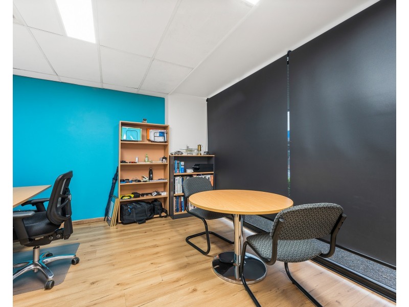 123-125 Princes Highway, Unanderra NSW 2526