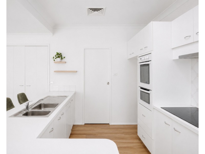 3 Bukari Street, West Wollongong NSW 2500