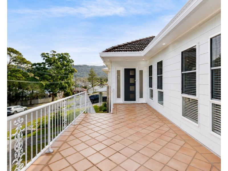 3 Bukari Street, West Wollongong NSW 2500