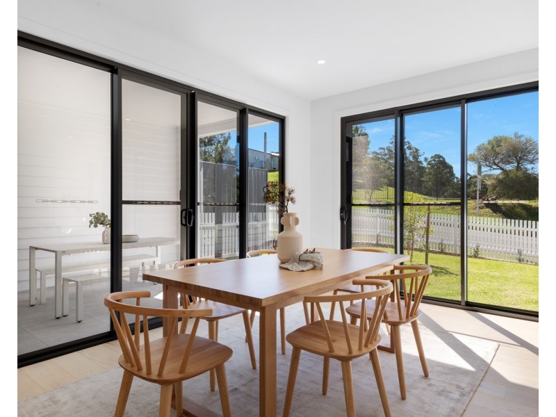 108 Jacaranda Avenue, Figtree NSW 2525