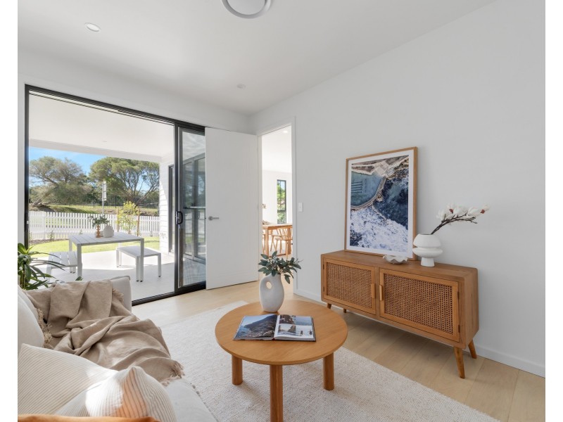 108 Jacaranda Avenue, Figtree NSW 2525