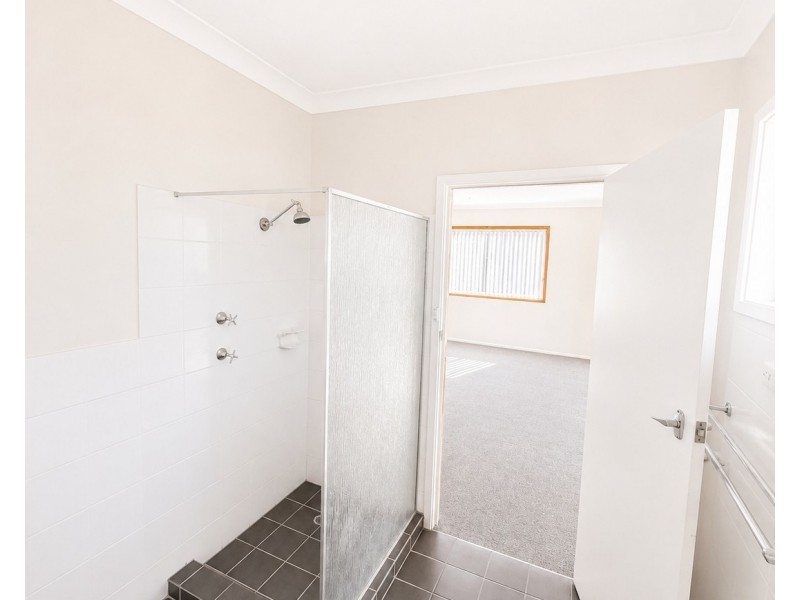 2/3 Cassian Street, Keiraville NSW 2500