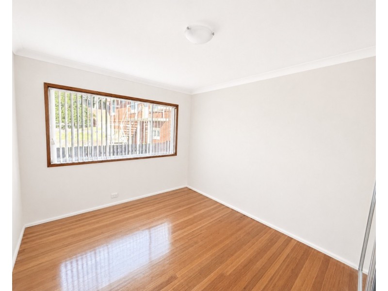 2/3 Cassian Street, Keiraville NSW 2500