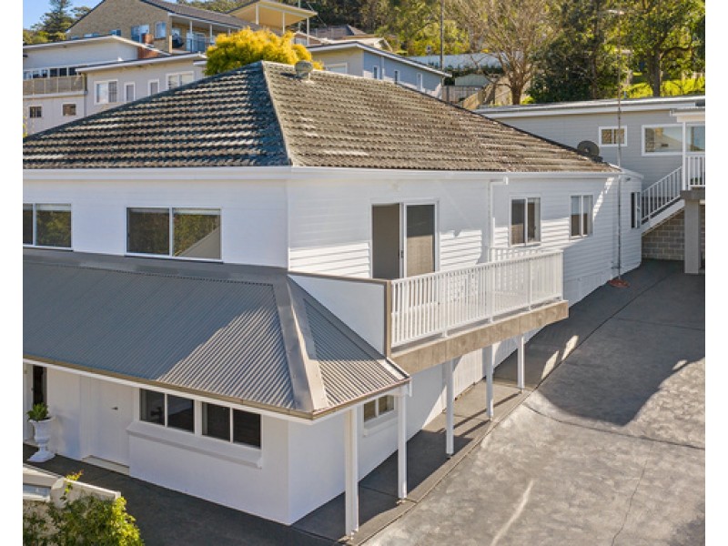 16 Allen Street, Mount Keira NSW 2500