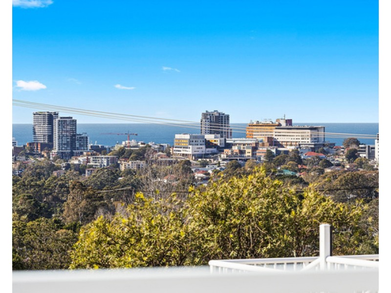 16 Allen Street, Mount Keira NSW 2500