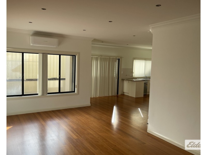 2/14 Northcote Street, Wollongong NSW 2500