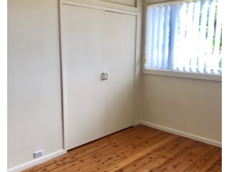 1/112 Blackman Parade, Unanderra NSW 2526
