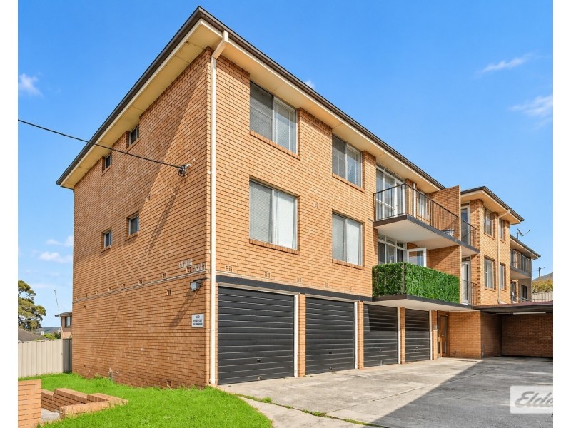 7/142 Gladstone Avenue, Coniston NSW 2500