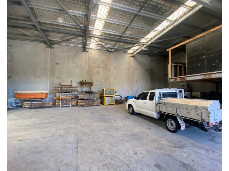 1/42 Lady Penrhyn Drive, Unanderra NSW 2526