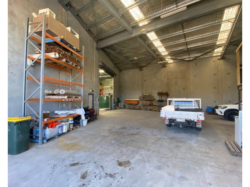 1/42 Lady Penrhyn Drive, Unanderra NSW 2526