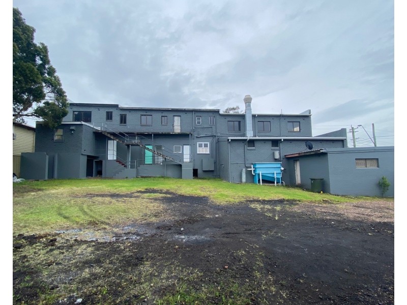 3 & 4/7-9 Lake Avenue, Cringila NSW 2502
