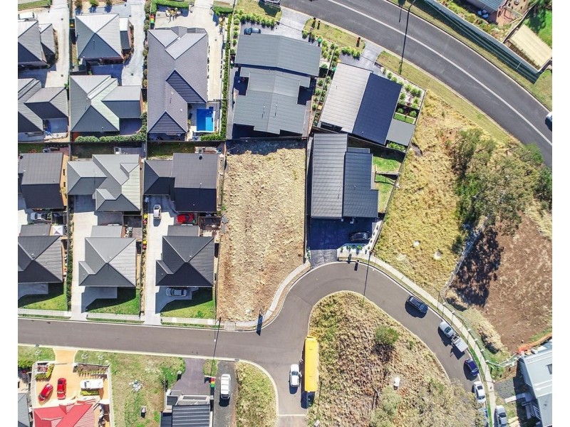 28 Mary Davis Avenue, Koonawarra NSW 2530