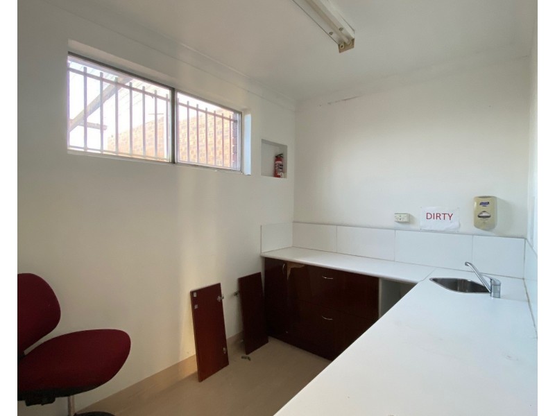 5/27 Bridge Street, Coniston NSW 2500