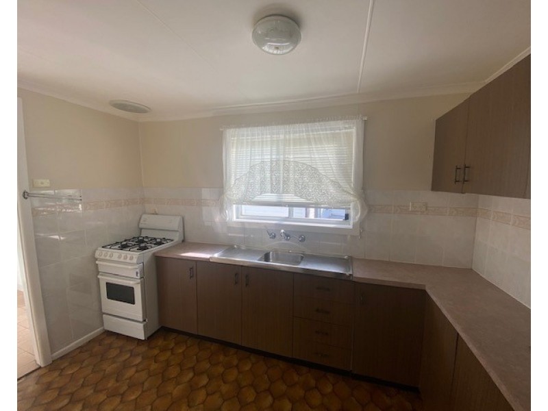 16 Urunga Parade, Wollongong NSW 2500