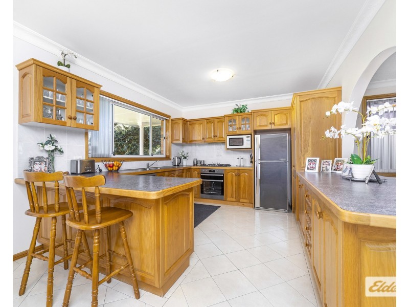 22 Murrogun Crescent, Cordeaux Heights NSW 2526