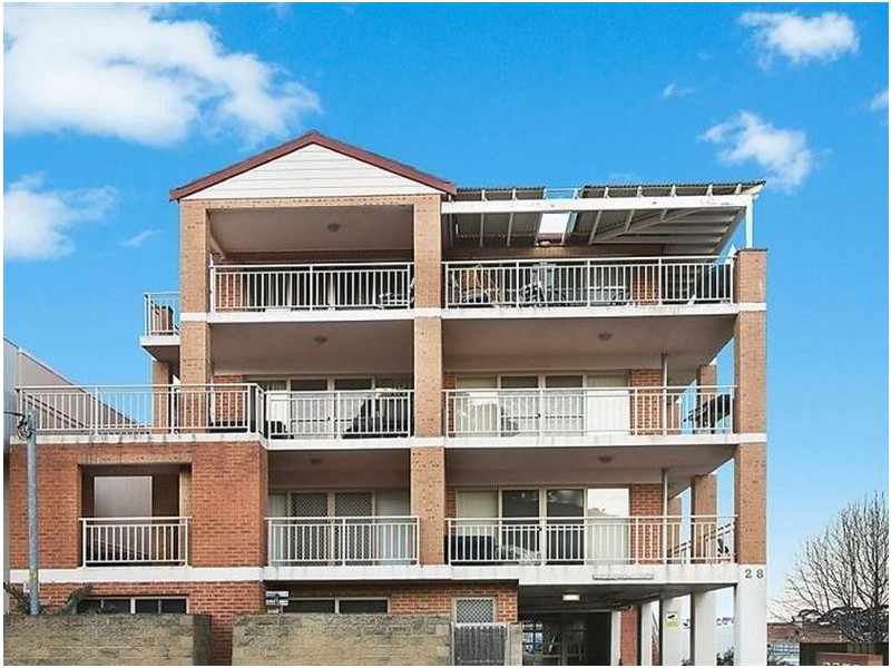 11/28 Underwood Street, Corrimal NSW 2518