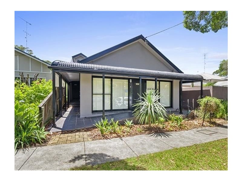 2/61 Moore Street, Austinmer NSW 2515