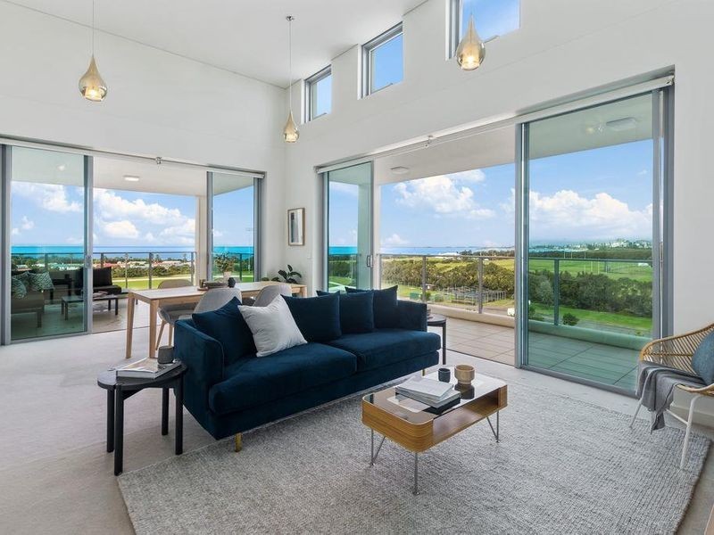 602/3 Grand Court, Fairy Meadow NSW 2519