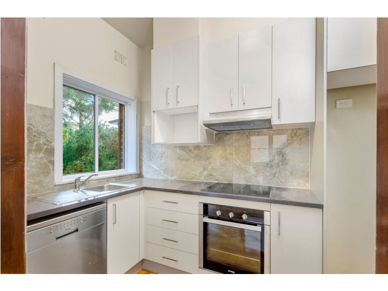 41 Woodlawn Avenue, Mangerton NSW 2500