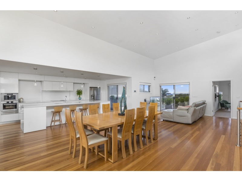 11 O’Brien Street, Bulli NSW 2516