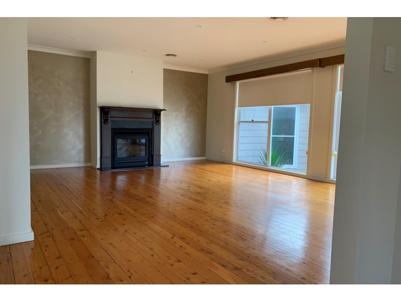 57 Rushton Drive, Kanahooka NSW 2530