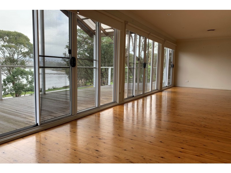 57 Rushton Drive, Kanahooka NSW 2530