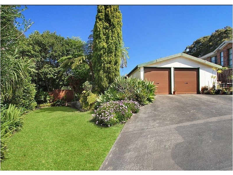 13 Robertson Street, Coniston NSW 2500