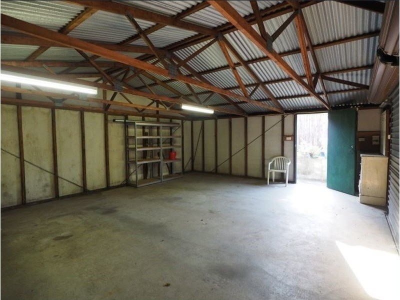 13 Robertson Street, Coniston NSW 2500