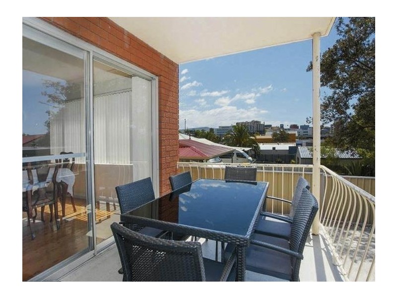 2/33 Auburn Street, Wollongong NSW 2500