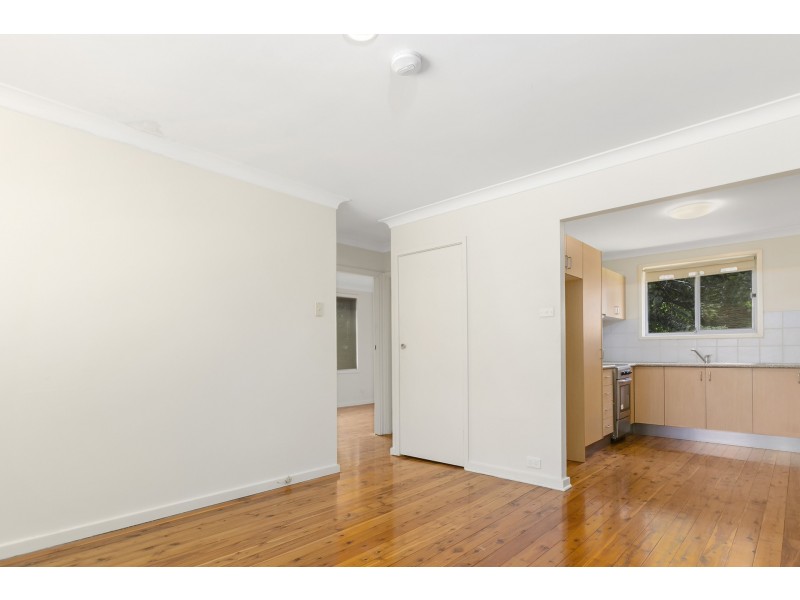 1/4 Ziems Avenue, Towradgi NSW 2518