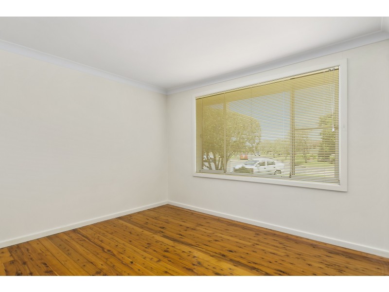 1/4 Ziems Avenue, Towradgi NSW 2518