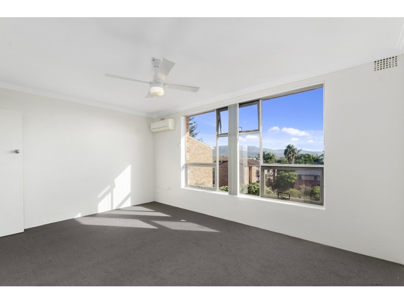 10/10 Bessell Avenue, North Wollongong NSW 2500