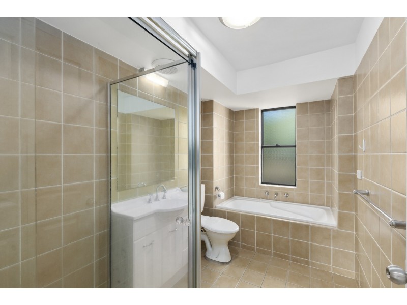 2/42 Gipps Street, Wollongong NSW 2500