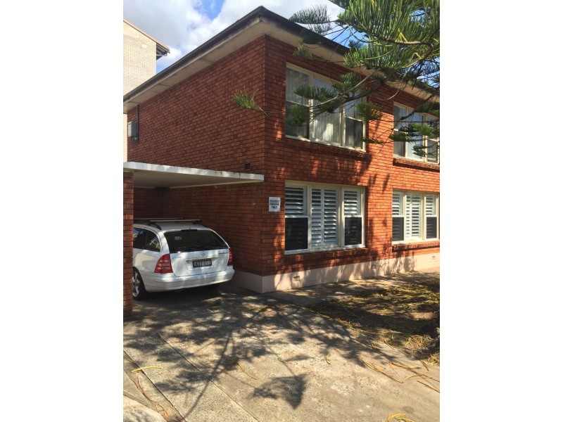 4/1 George Hanley Drive, North Wollongong NSW 2500