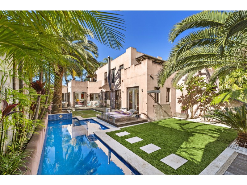 46a Robinsville Cresent, Thirroul NSW 2515