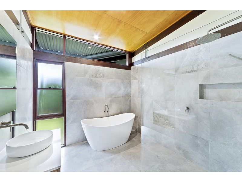 12 Hemsley Place, Coledale NSW 2515